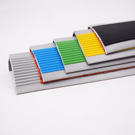 Nez de marche en caoutchouc PVC antidérapant en forme de L souple